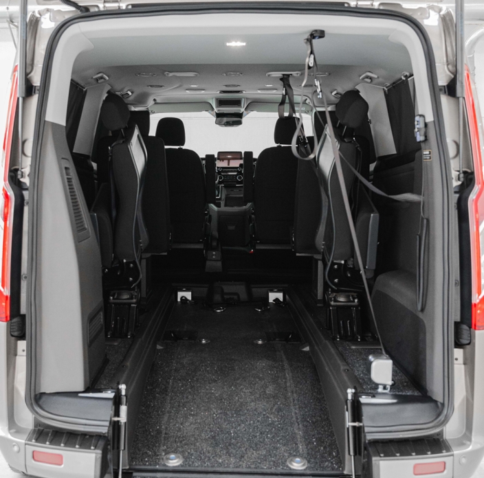 huurminibus.be - interieur ford